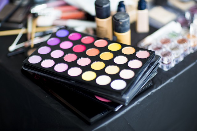 Online cosmetics retailers in the United Arab Emirates